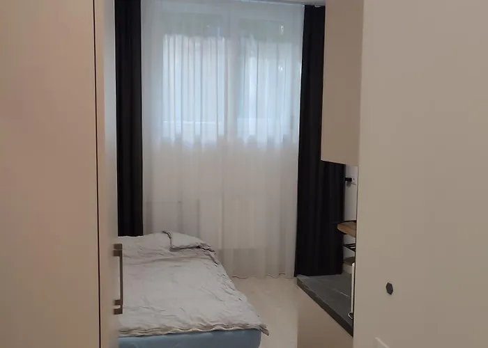 Apartament Goodstopcenter *